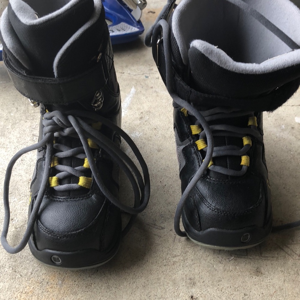 Youth Snow boarding boots